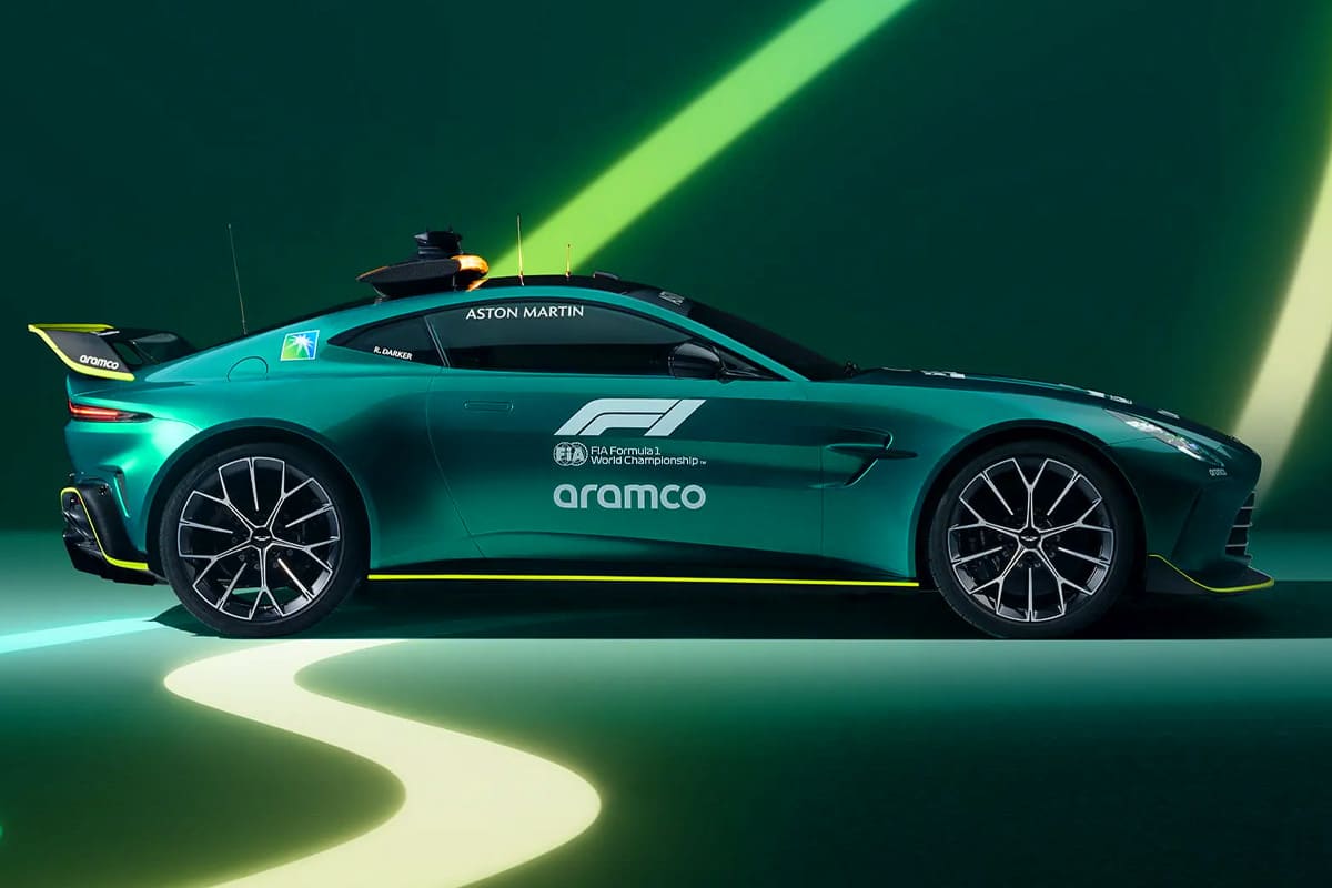 애스턴마틴 밴티지 F1 세이프티 카 