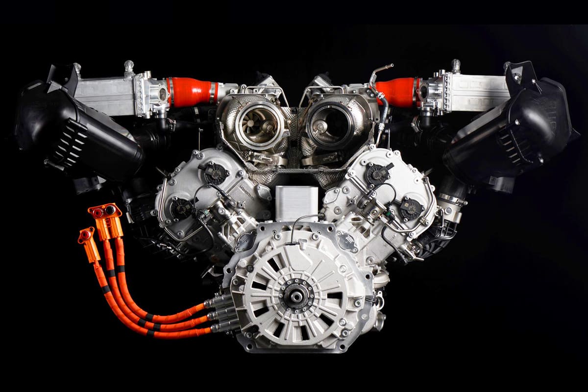 람보르기니 634 하이브리드 V8 트윈 터보 엔진