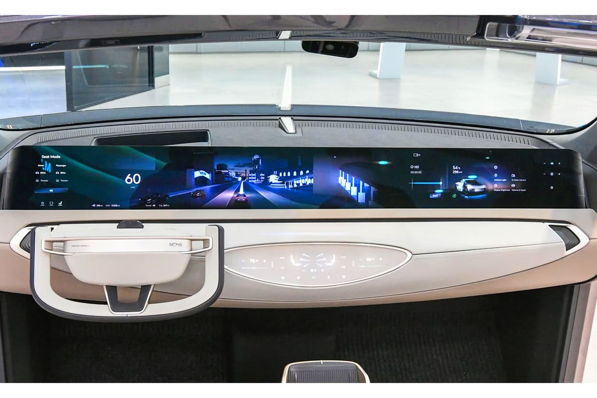 현대모비스 차세대 통합 운전석 시스템 M.VICS 5.0