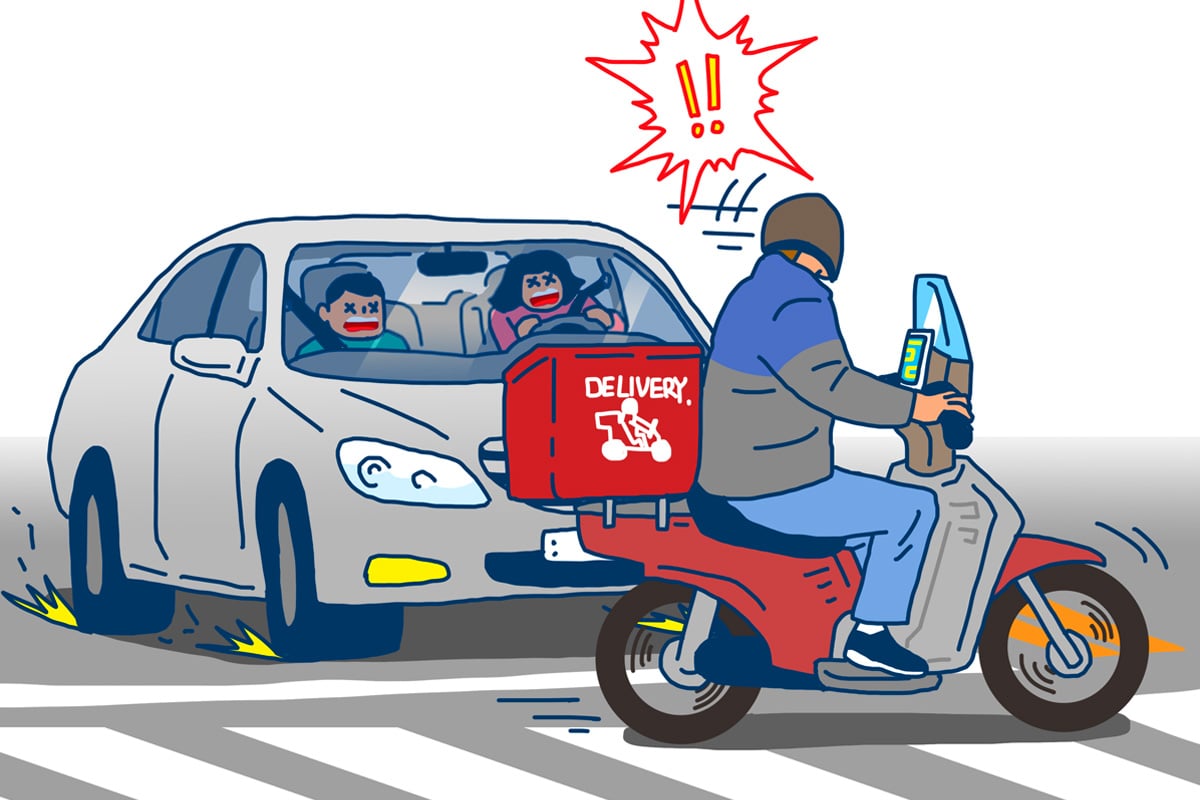 오토바이 사고 이미지