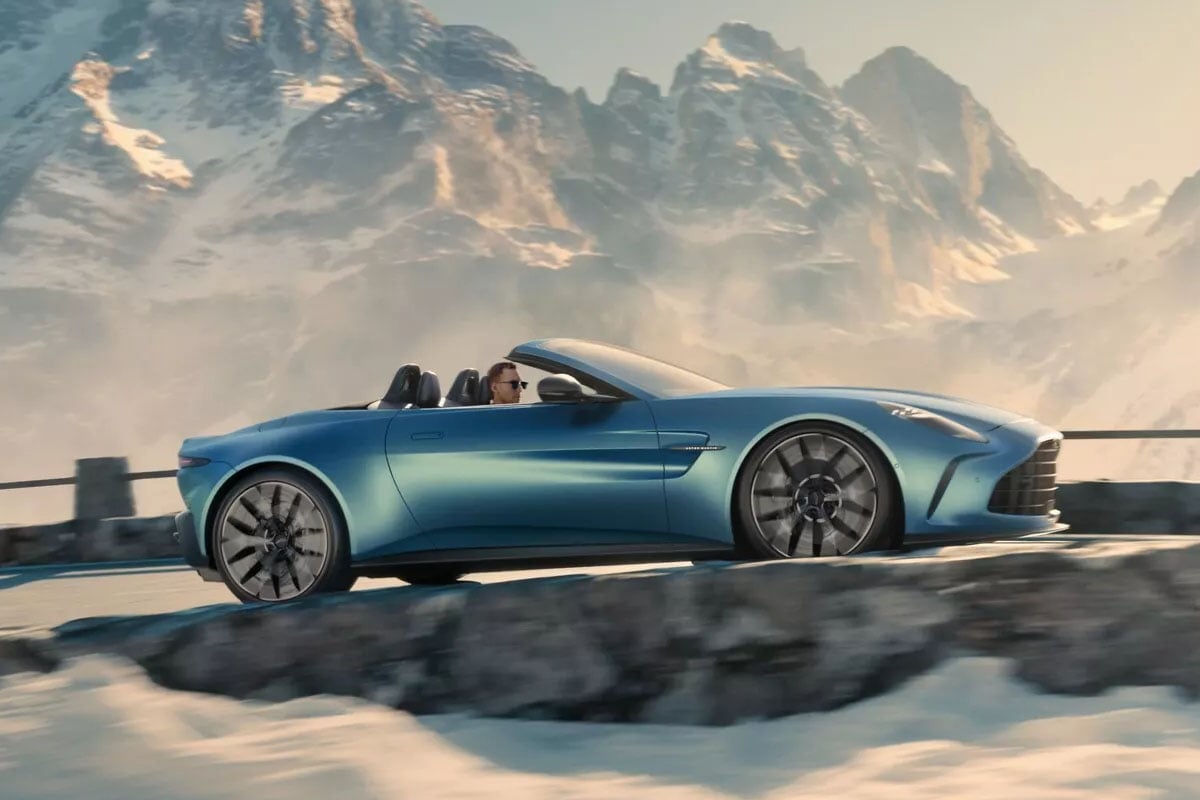 애스턴 마틴 신형 밴티지 로드스터