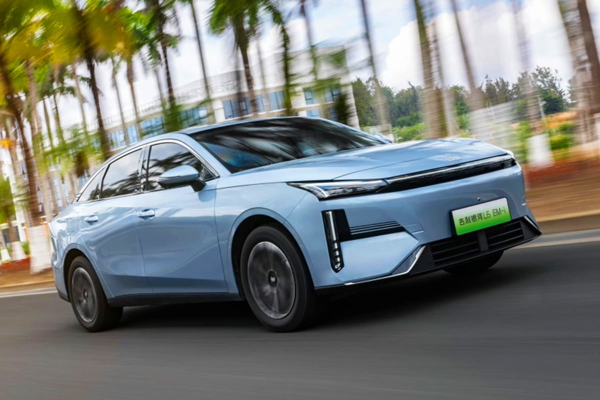 지리 갤럭시 L6 EM-i