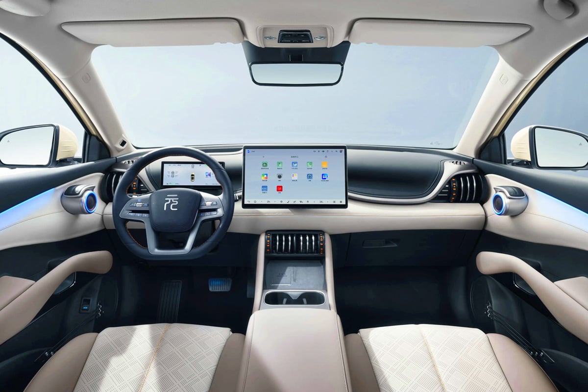 “왜 이렇게 싸나 했더니”.. 최근 국내 출시됐던 전기 SUV, 신형 모델 ‘깜짝’ 공개