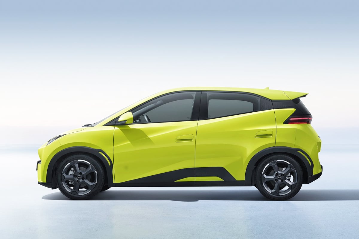 “가격이 겨우 1,500만 원대”.. 국산보다 ‘절반 가격’이라는 전기 車, 정체가 뭐야?