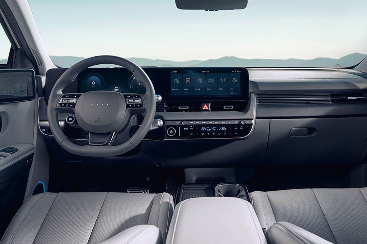 더 뉴 아이오닉 5 실내