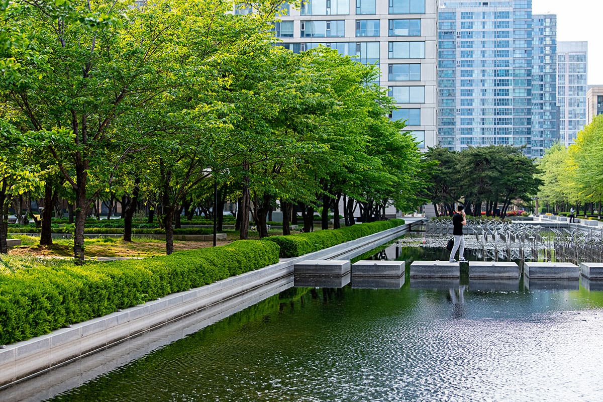 도시공원과 인접한 아파트