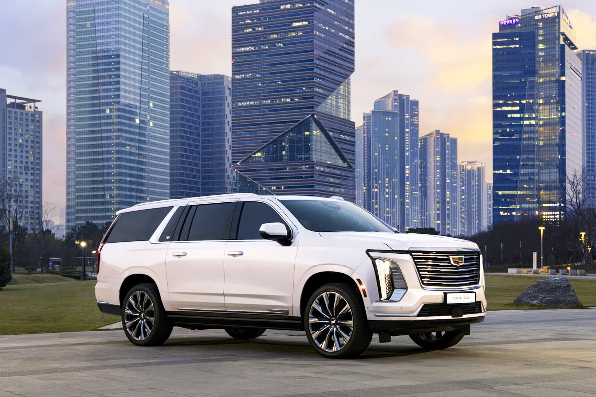 “BMW도 눌렀다”… 5월의 차 선정된 ‘SUV’, 플래그십 위엄 제대로 보여줬다