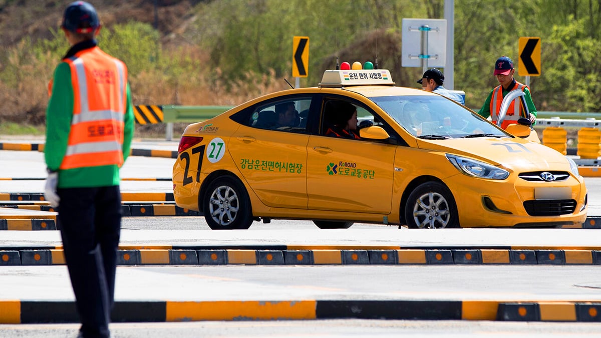 “면허가 꼭 필요한가요?”… 요즘 MZ들에 유행하는 ‘운전 포기족’, 대체 무슨 일