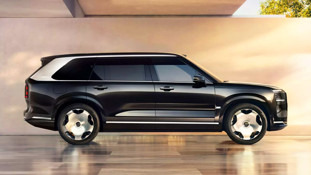 “1,160마력 괴물이 10분 만에 완충?”…국내 출시 예정이라는 역대급 플래그십 SUV