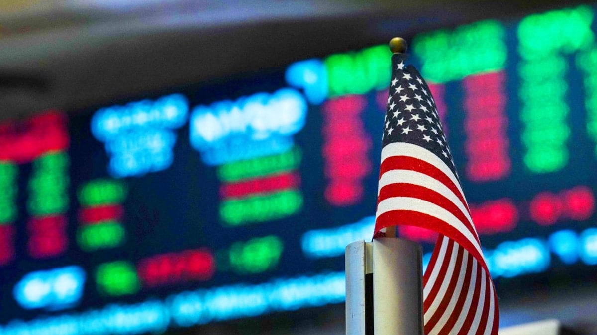 자본은 뛰는데 정책은 ‘거북이’… 잠든 한국 증시, 돈 다 뺏긴다