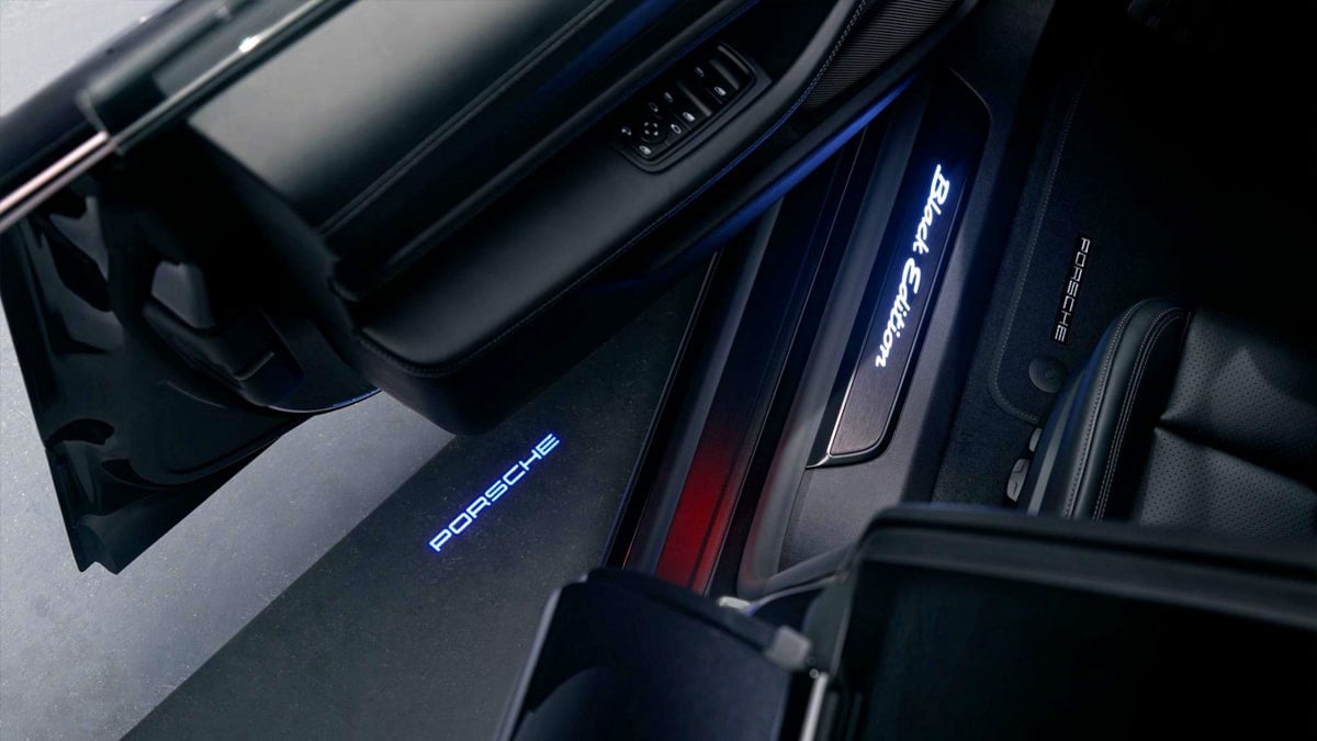 “이건 그냥 미쳤다”… 포르쉐 타이칸 블랙, 韓 상륙하자마자 인기 ‘폭발’