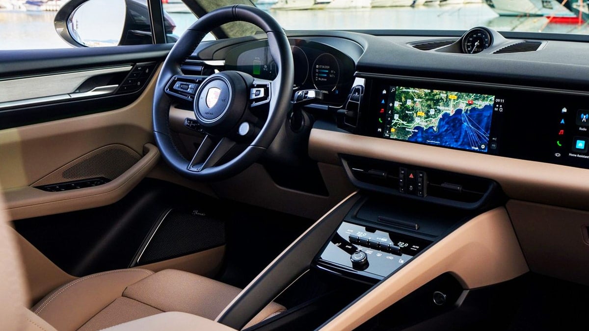 “주차 못하는 김여사? 이젠 옛말”… 역대급 AI 기능 탑재된 ‘전기 SUV’의 정체