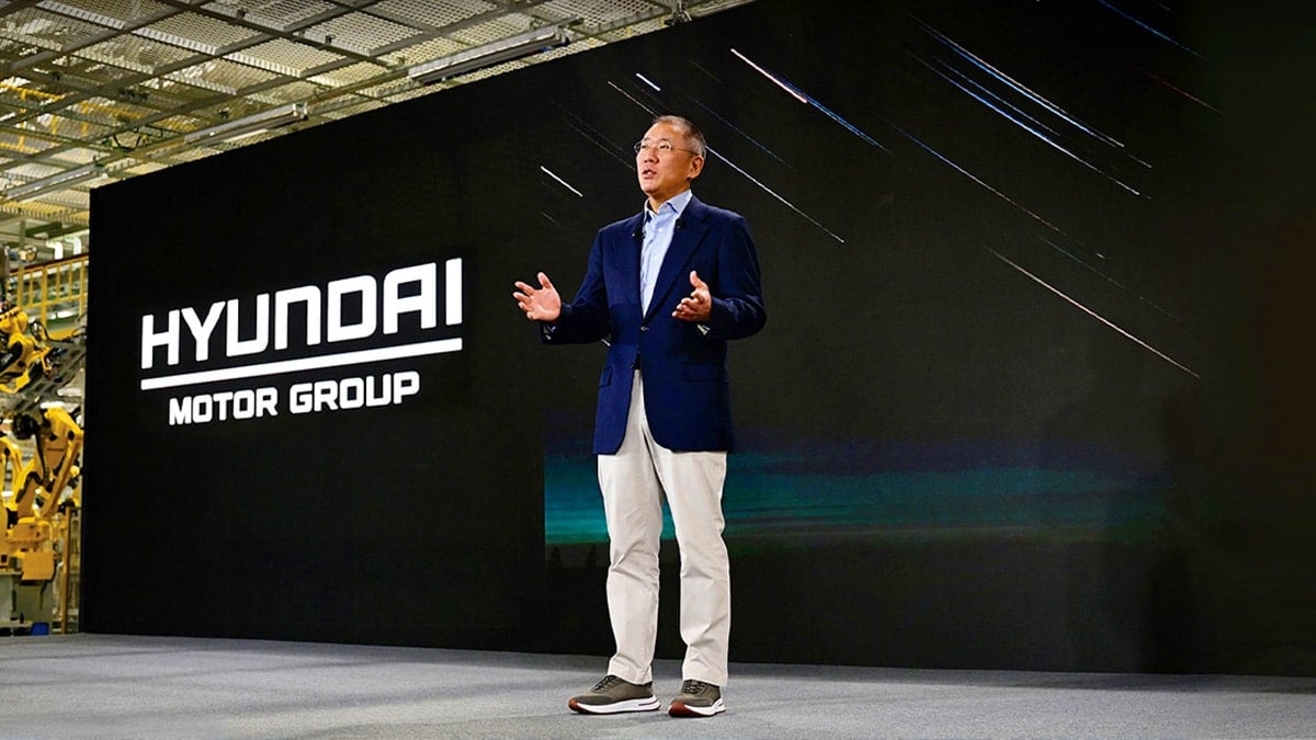 “내 인생 車는 제네시스가 아니야”… 정의선 회장, 포르쉐·람보르기니 향한 ‘충격 고백’