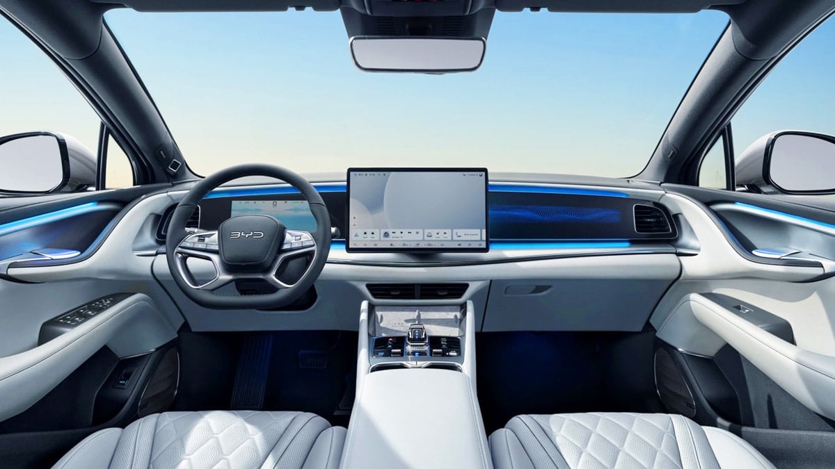 BYD 씨라이언 7 실내