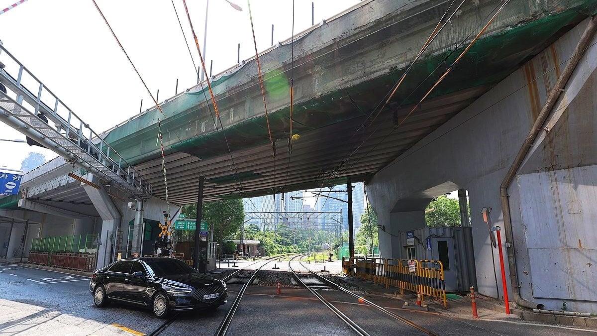 철거 예정인 서소문고가차도