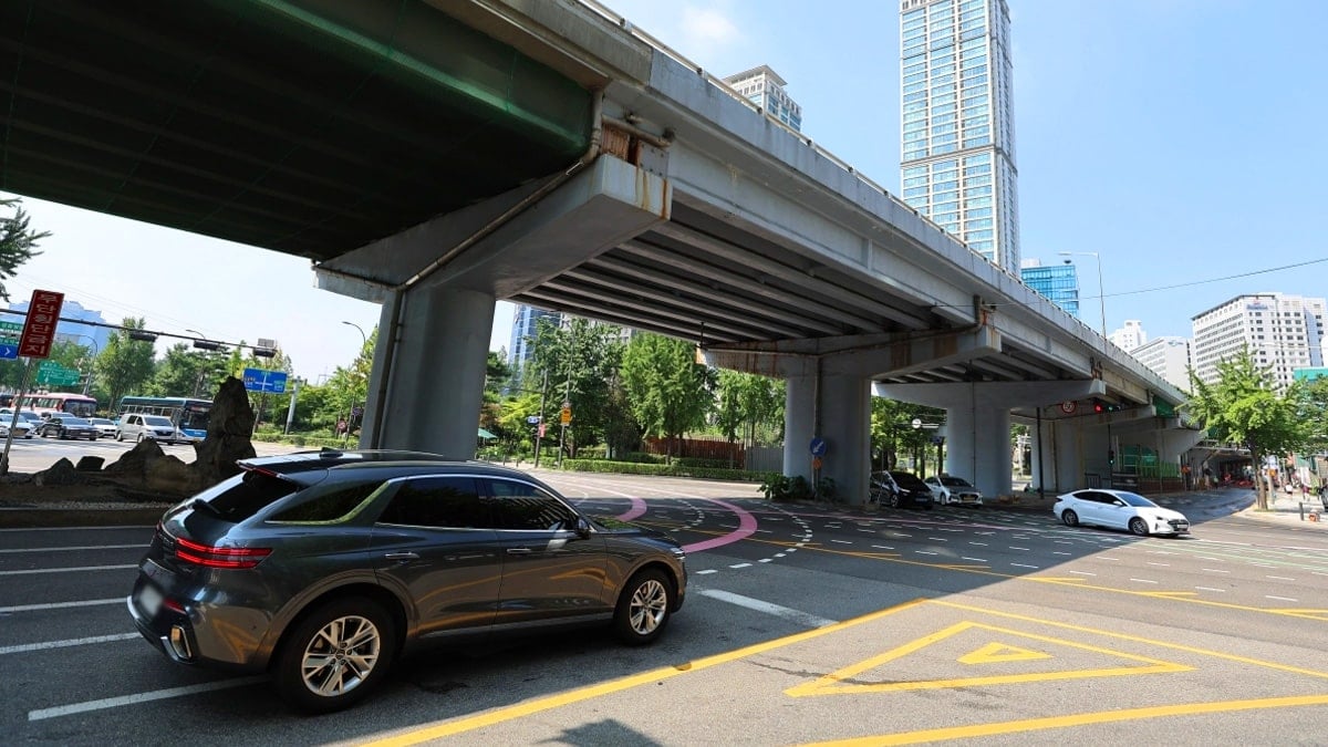 서울 중구 서소문고가차도 아래