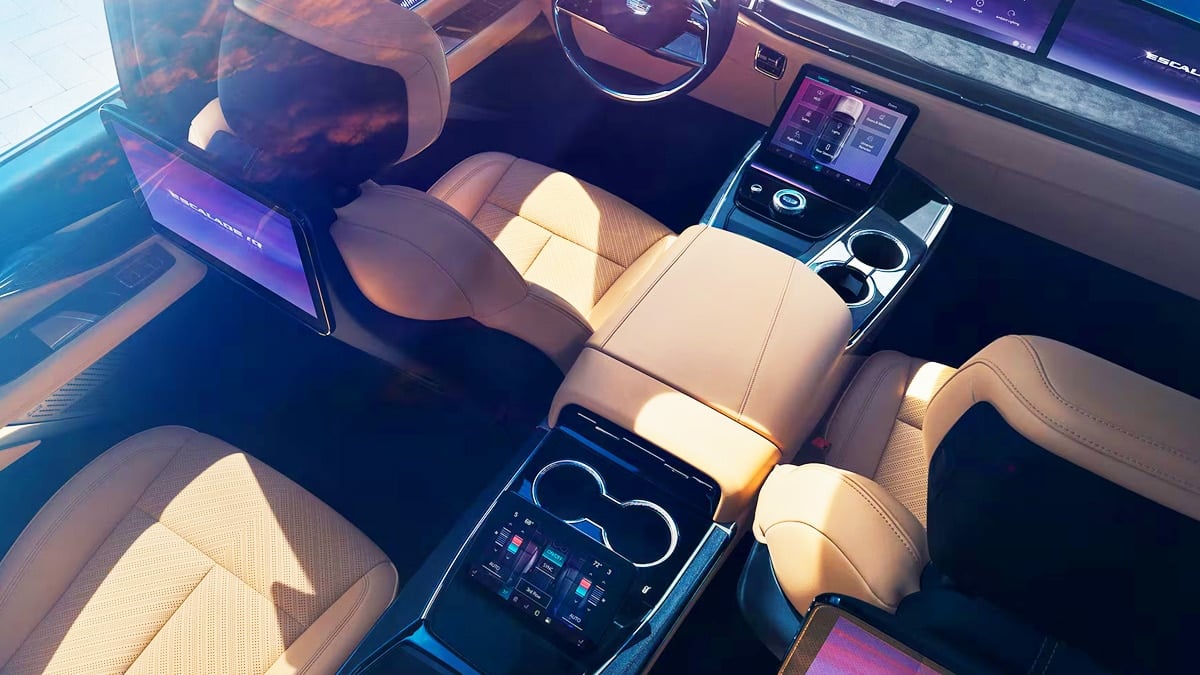 7명 태우고 “서울-부산 왕복하고 남아”… 국내 출시 임박한 럭셔리 SUV