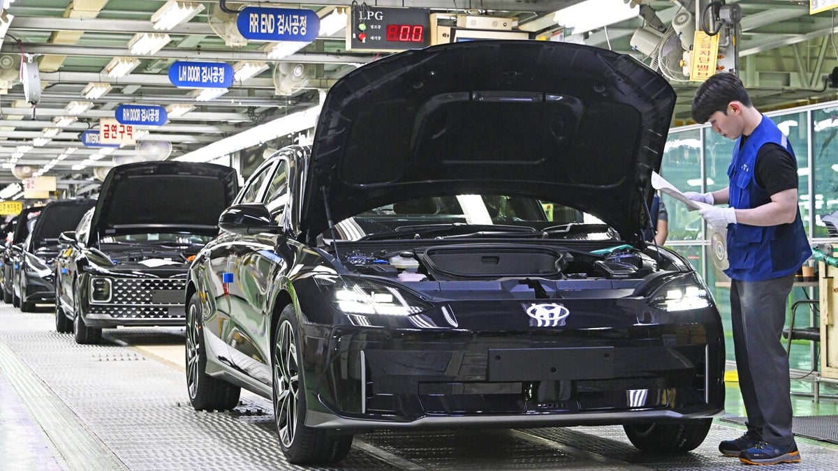 현대자동차 아산공장 생산라인