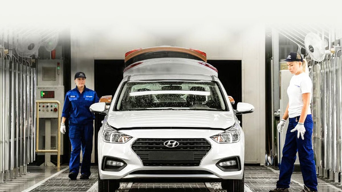 현대차의 러시아 공장 HMMR 자동차 생산라인 현대차의 러시아 공장 HMMR 자동차 생산라인