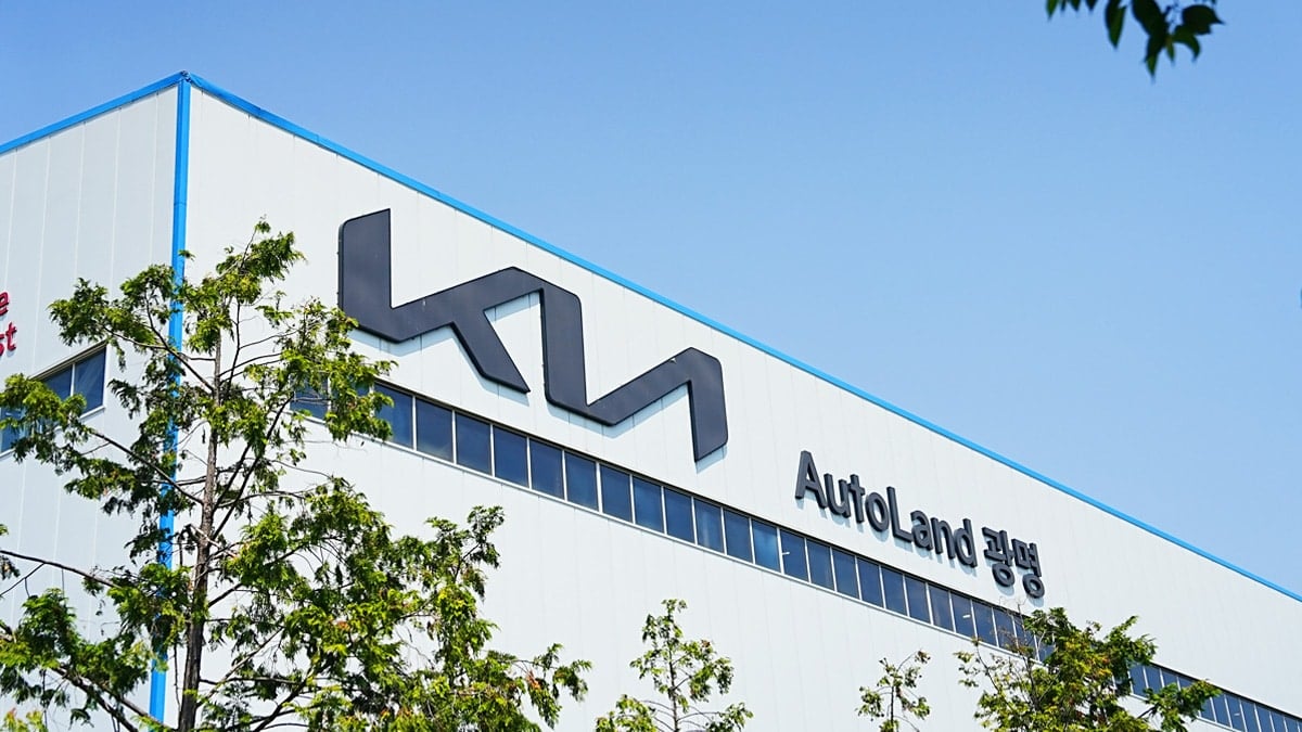 “타격이 너무 심각한데”… 美 관세 직격탄에 3분기 영업이익 ‘반토막’ 어떡하나