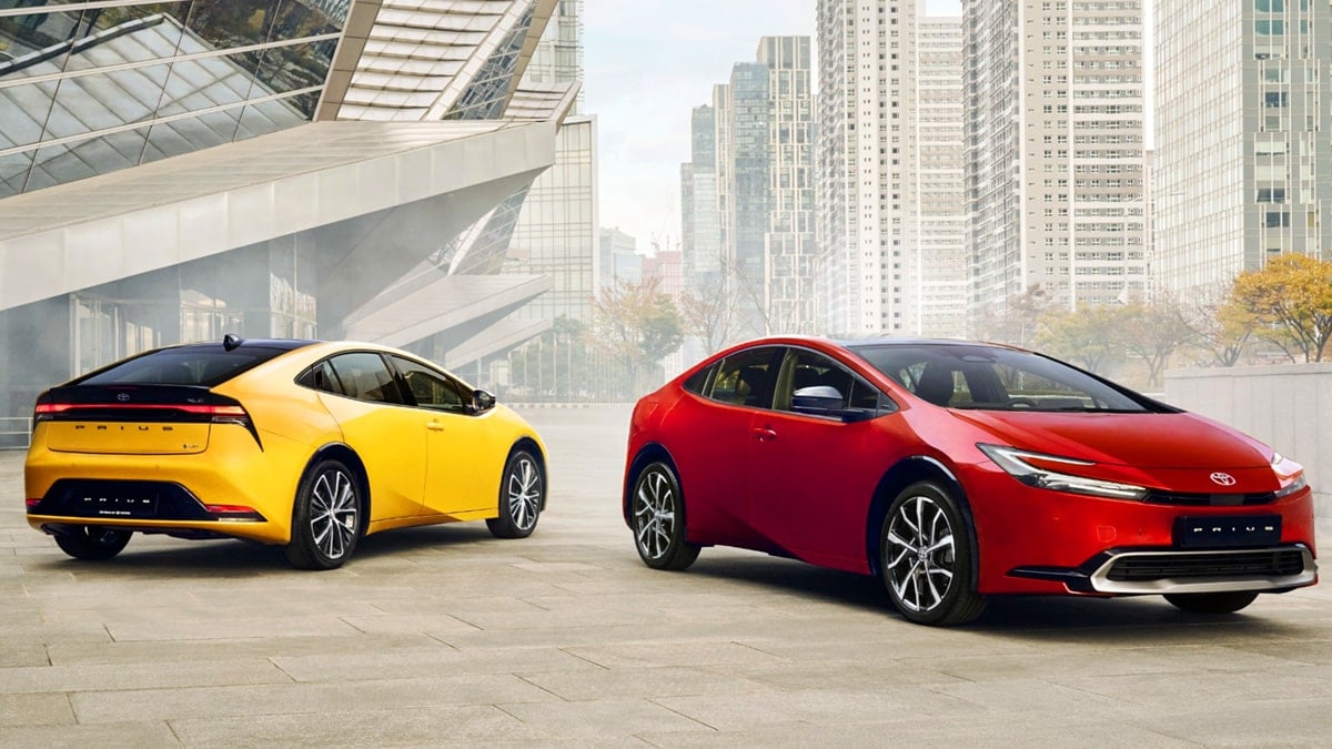 토요타 프리우스