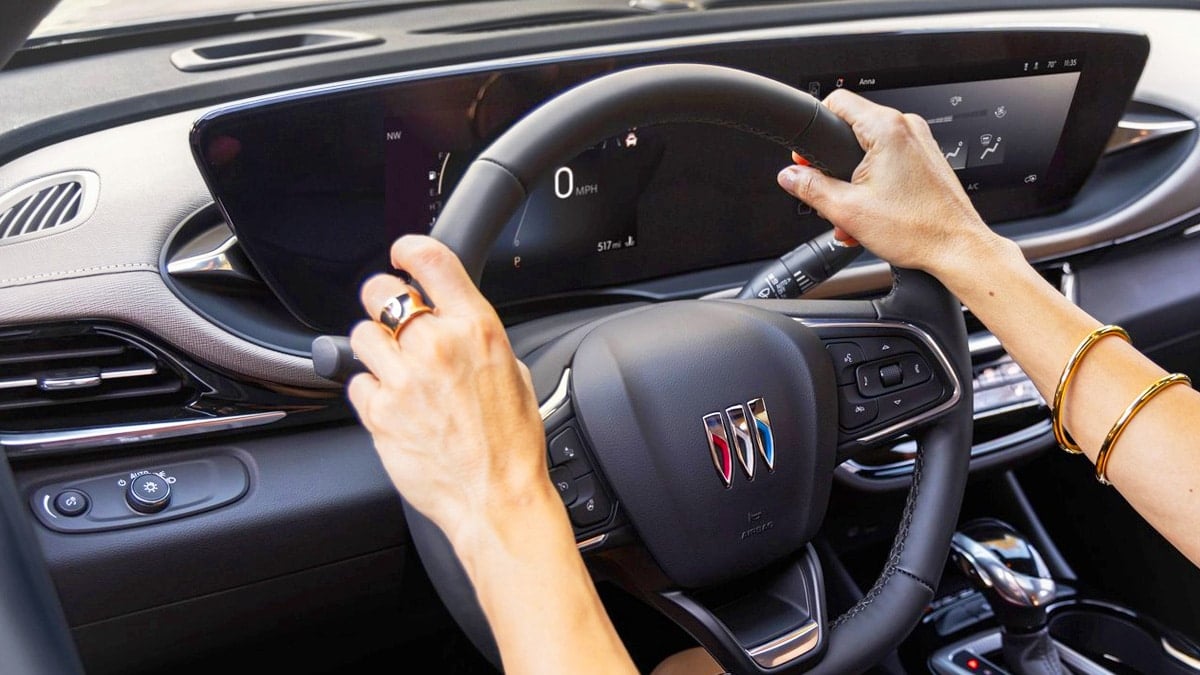 뷰익 엔비스타 실내