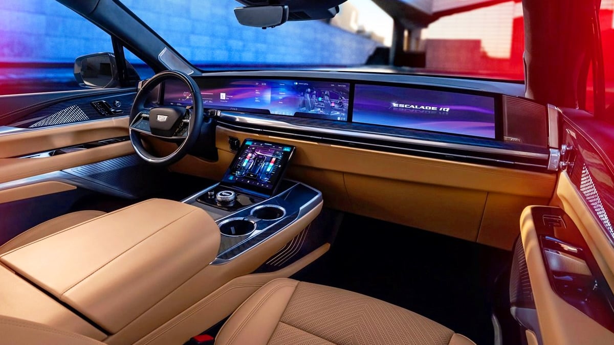 “너무 좋아서 경쟁차도 없다”… 슈퍼크루즈 탑재된 초대형 SUV, 국내 출시 임박