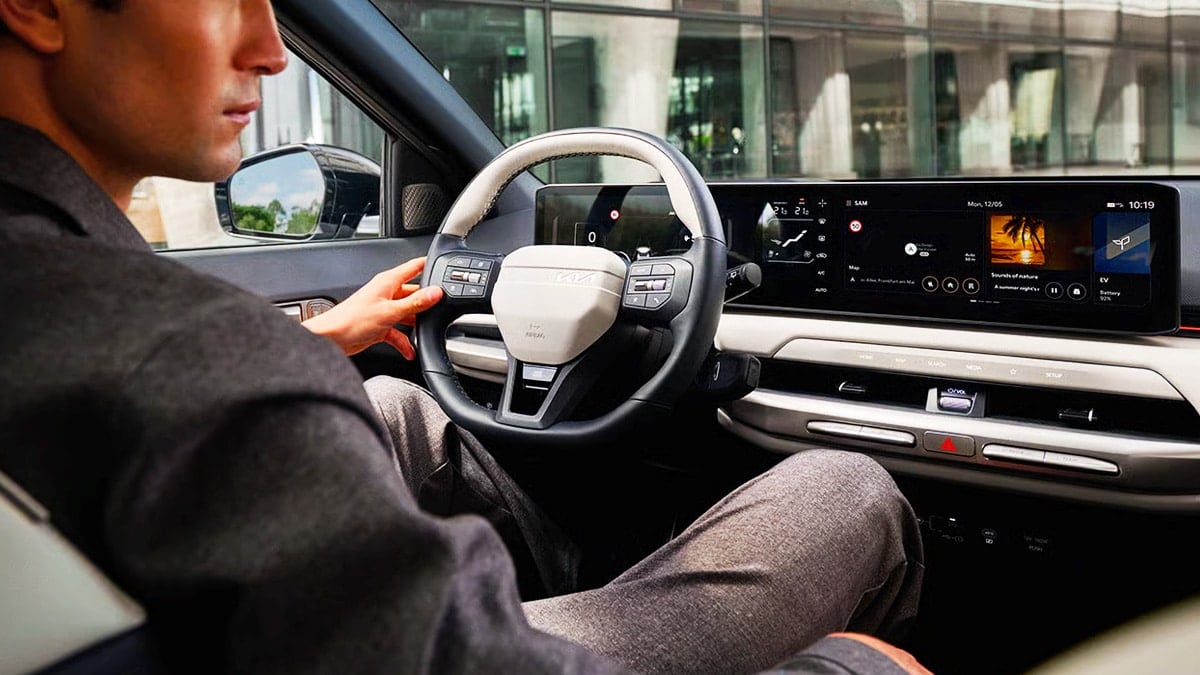 “쏘나타보다 이게 낫죠”… 주행·디자인도 완벽한데, ‘3천만 원대’에 사는 국산 세단