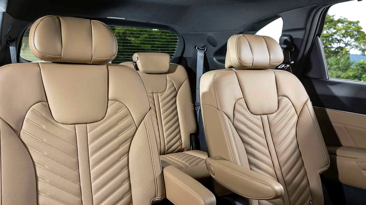 기아 쏘렌토 실내