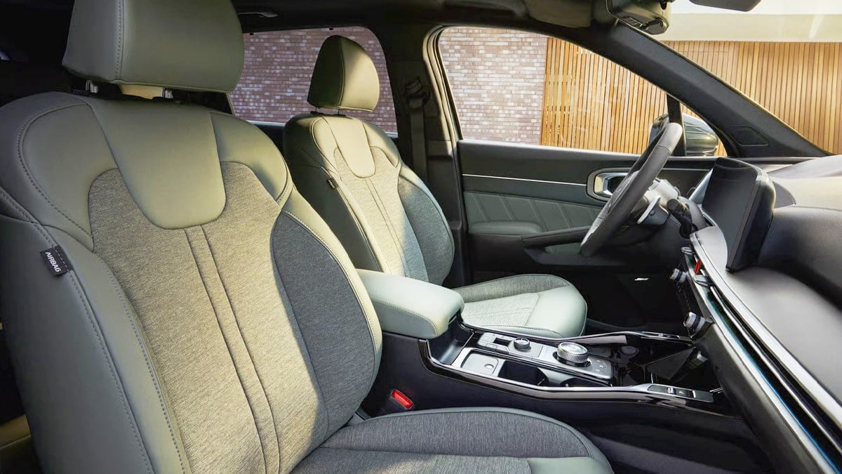 기아 쏘렌토 실내