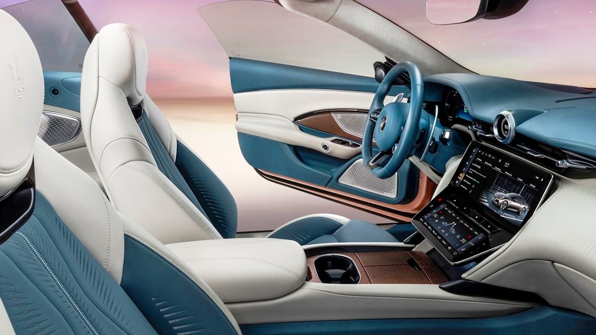 “7천만 원 깎아줘도 안 사요”… 모두가 외면한 프리미엄 전기차의 ‘몰락’