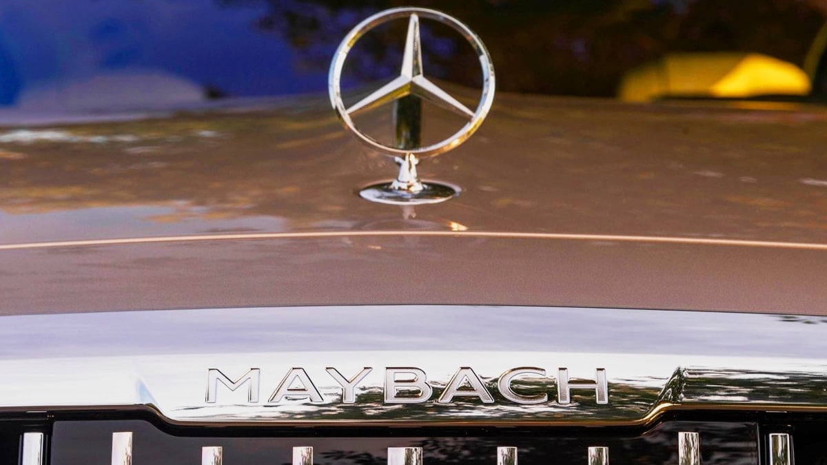 메르세데스-벤츠 마이바흐 로고