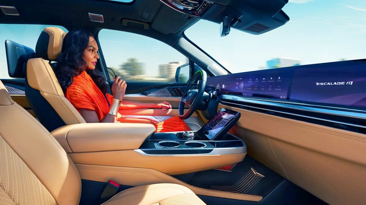 “아빠들 벌써 줄 섰네요”… 5.7m의 초대형 럭셔리 SUV, 마침내 이달 국내 출시