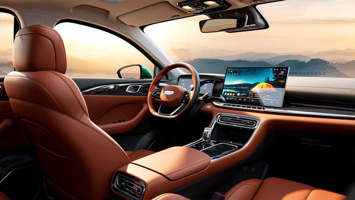 “쏘나타급이 단돈 1,400만 원?”… 아반떼보다 저렴한 연비 17km/L ‘괴물 세단’ 등장