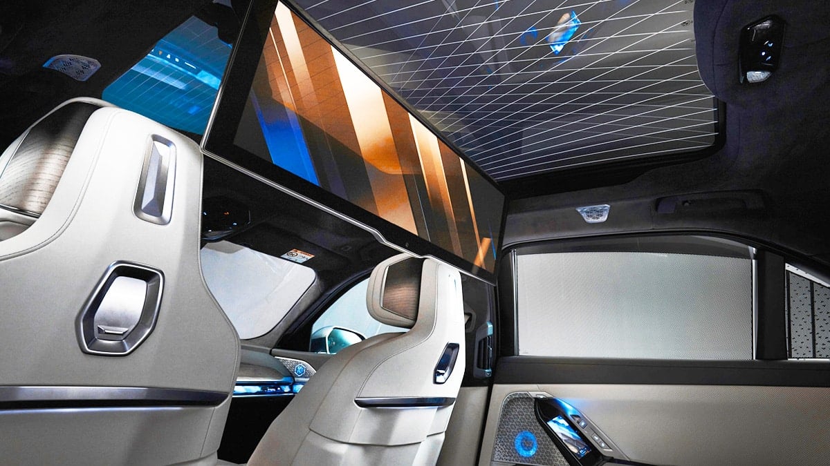 아직도 테슬라 타? “세상이 달라졌다”… 이제는 성공의 상징에 등극한 ‘1위’ 브랜드