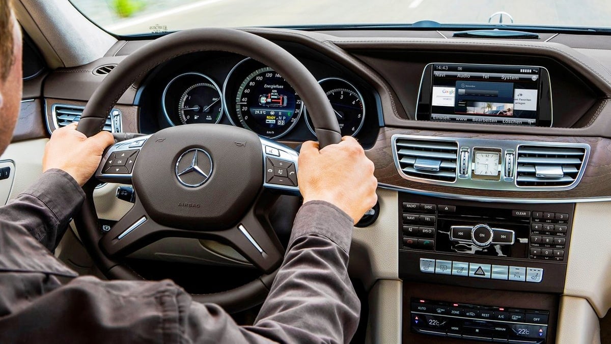 메르세데스-벤츠 E클래스 W212 모델 실내