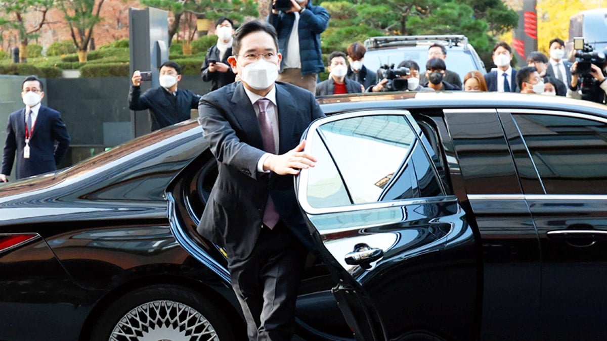 “10년 넘게 국산차만 탄다”… 국내 1위 이재용 회장이 고른 럭셔리 세단의 ‘정체’