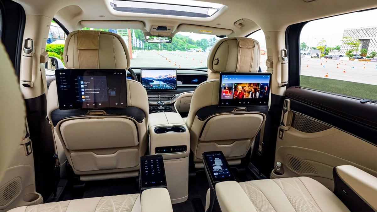 “카니발의 시대 끝나나”… 벌써 30만 대 돌파한 ‘세계 1등’ 미니밴의 정체