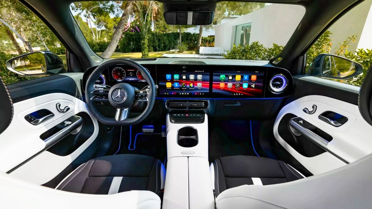 벤츠 신형 GLB 실내