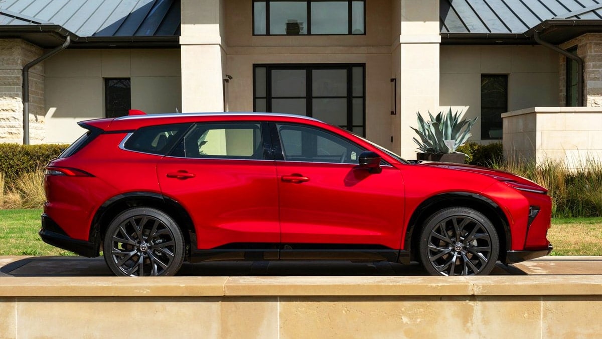 “제네시스 잡으러 온다”… 마침내 국내 출시된다는 ‘이 차’의 정체는?