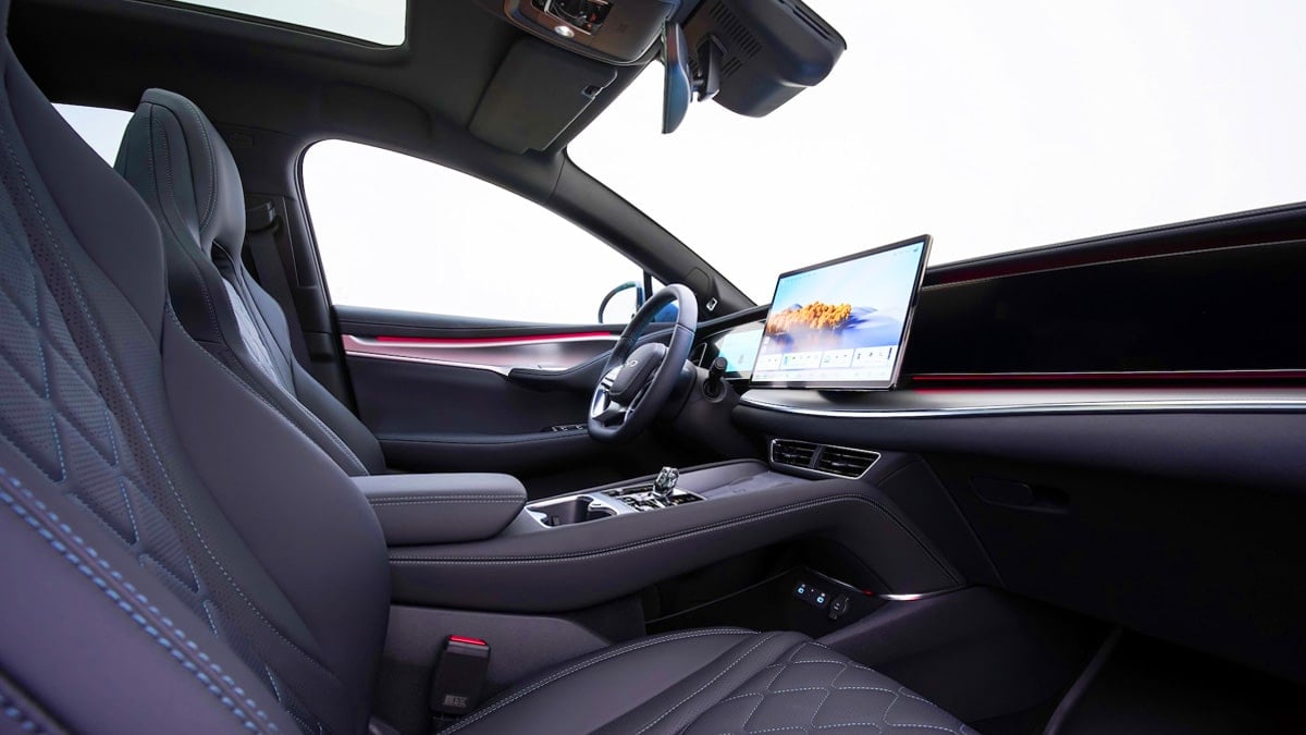 BYD 씨라이언 7 실내