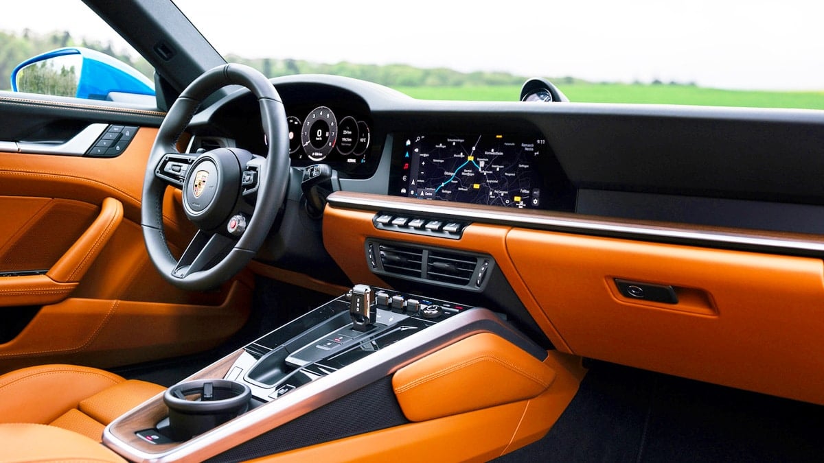 포르쉐 911 카레라 S 실내