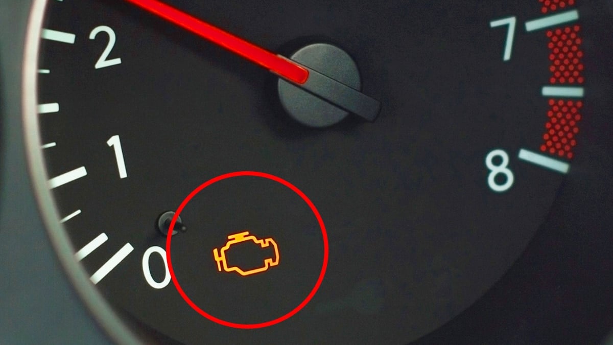 노란색 엔진 경고등 