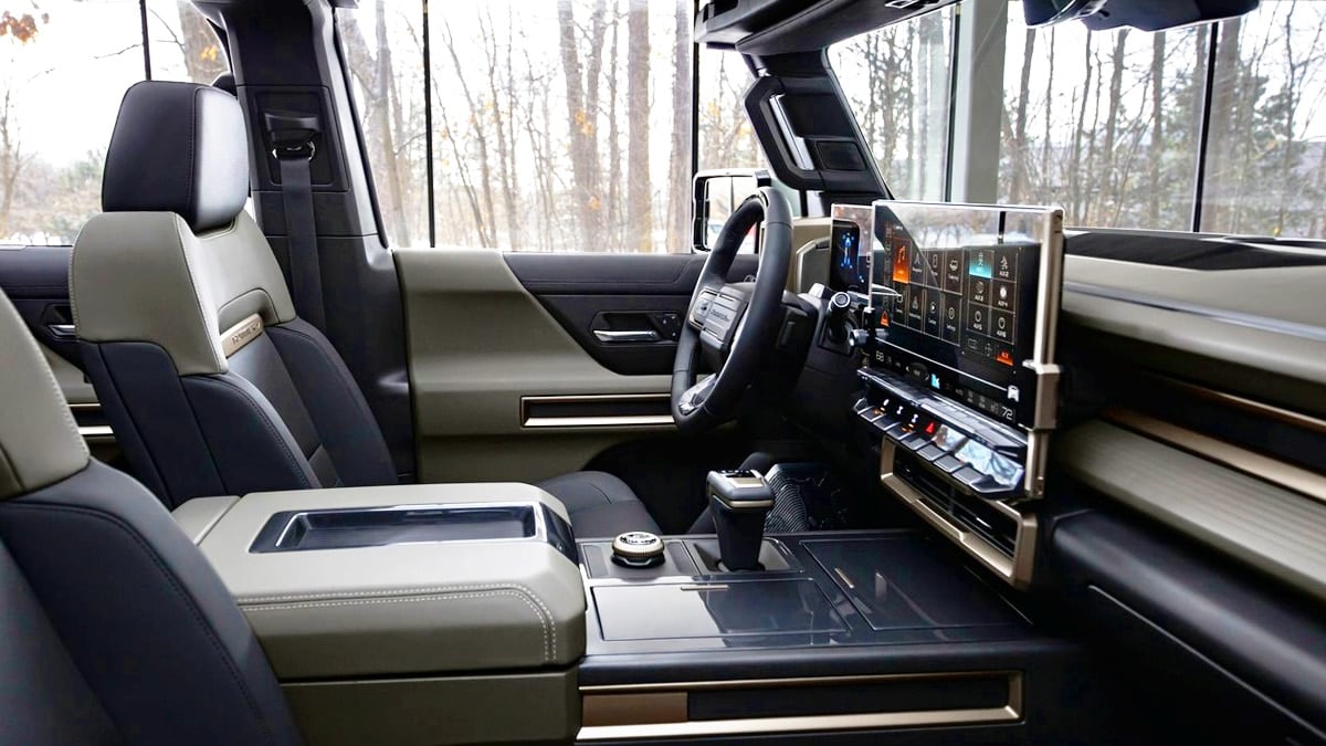 GMC 허머 EV SUV 실내