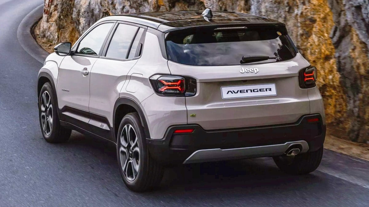 지프 어벤저 마일드 하이브리드 eAWD