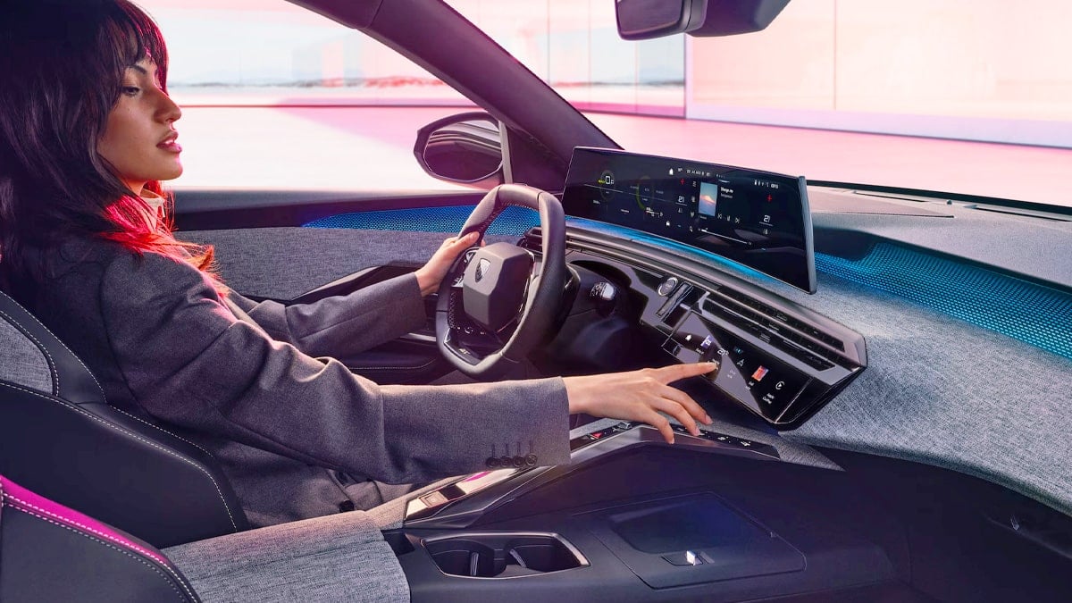 푸조 올 뉴 3008 하이브리드 실내