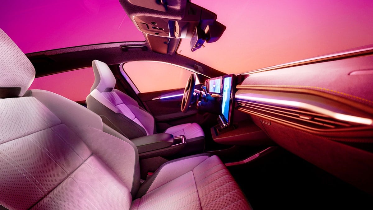 르노 세닉 E-Tech 실내