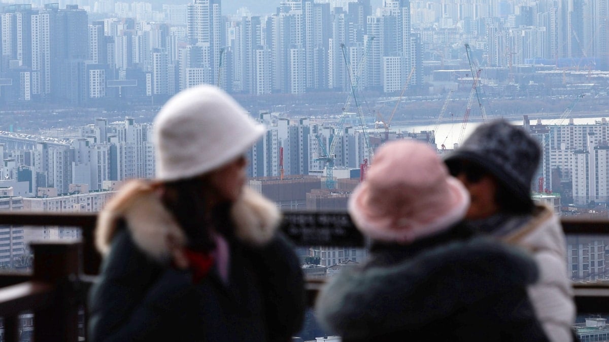 남산에서 바라본 서초구 일대 아파트 단지