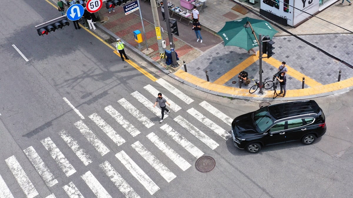 교차로 우회전 단속