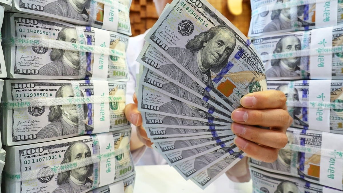 3년 만의 환율 급락에 